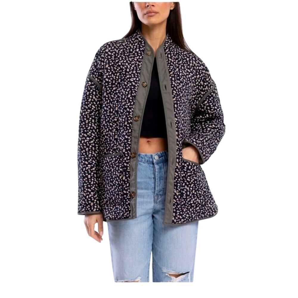 BLANK NYC Womens M Reversible Quilted Jacket Army Green or Floral Button Front